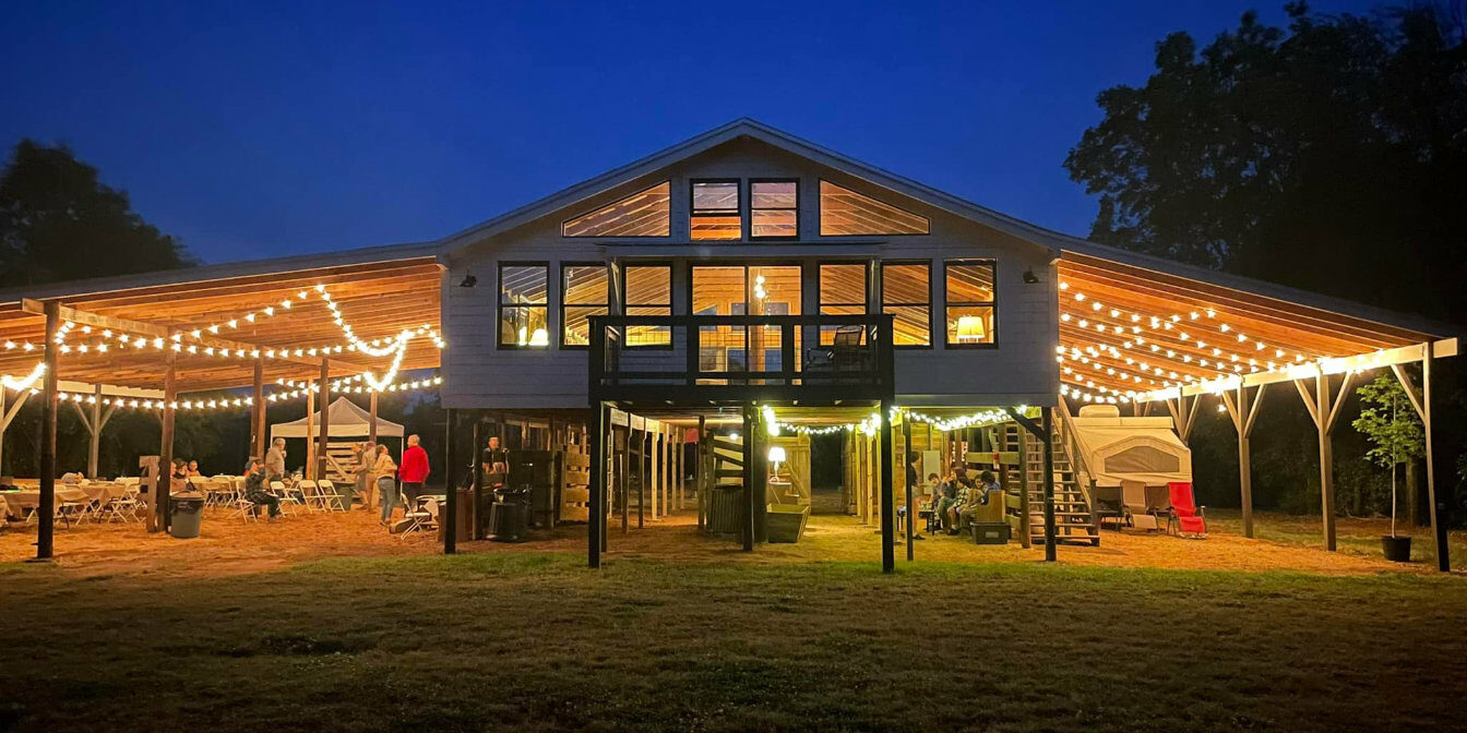 Unveiling the Rustic Charm of New Moon Gardens Wedding Venue